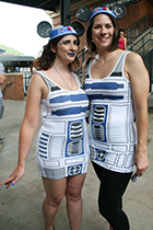 2 R2-D2s